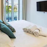 Betis 7 Luxury Boutique Apartments